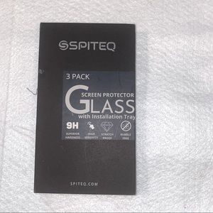 iPhone SE 2020 Glass phone protector . 9H superior hardness.